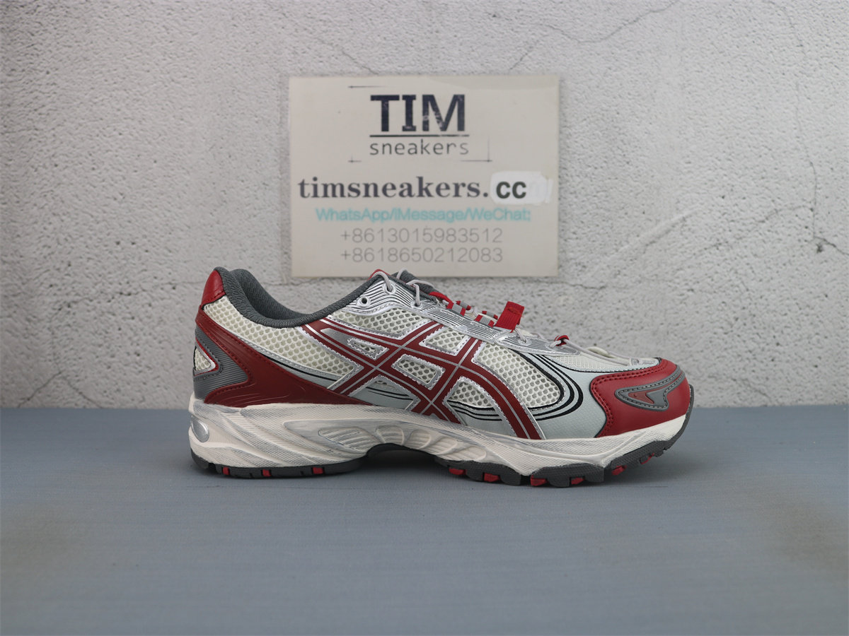 ASICS Gel Kahana TR V4 Red Silver 1203A585-100